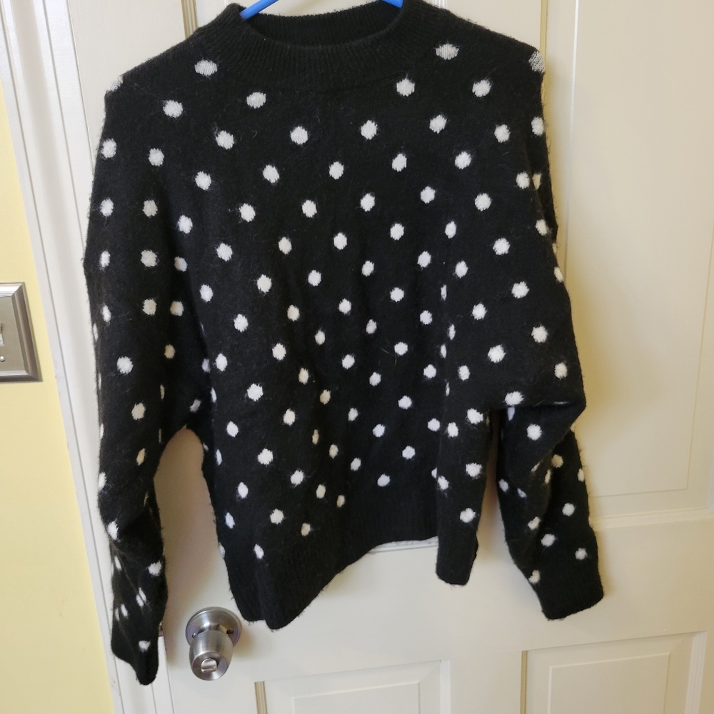 Polka-dot sweater